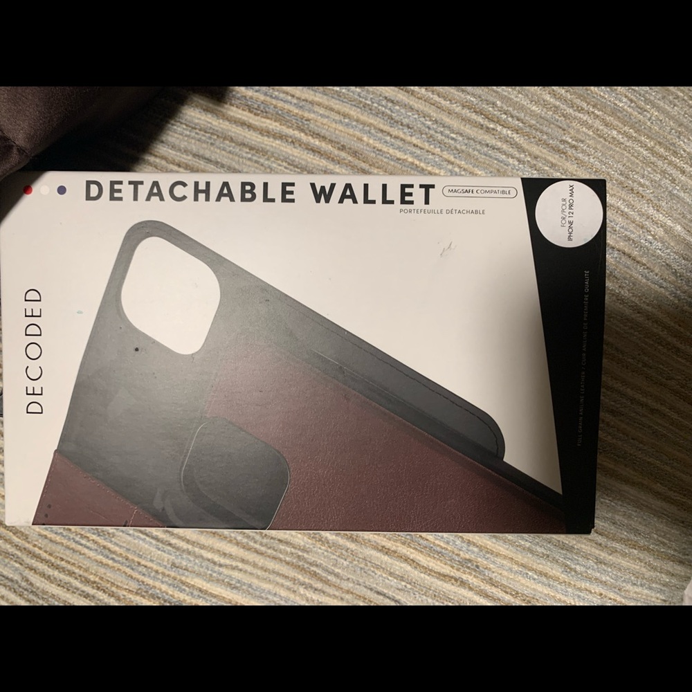 iPhone 12 Pro Max detachable phone wallet case